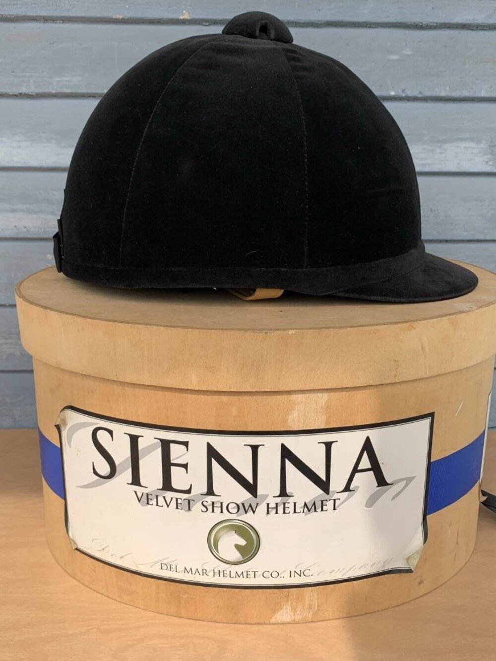 Sienna Delmar Riding Apparel Equestrian Helmet Black Velvet Horse Show 7-7 1/8